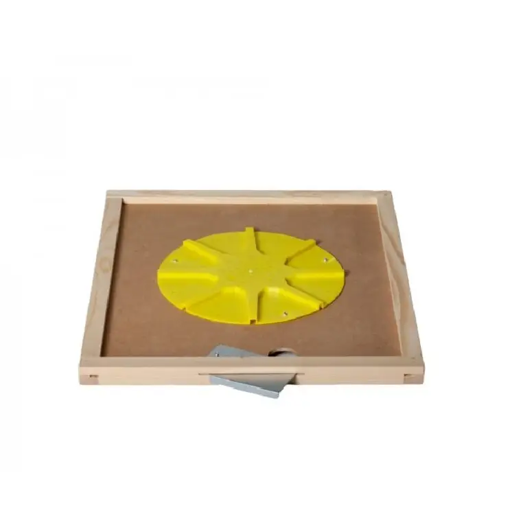 Apiscampo a stella a 8 uscite su tavoletta 43x50 con saracinesca